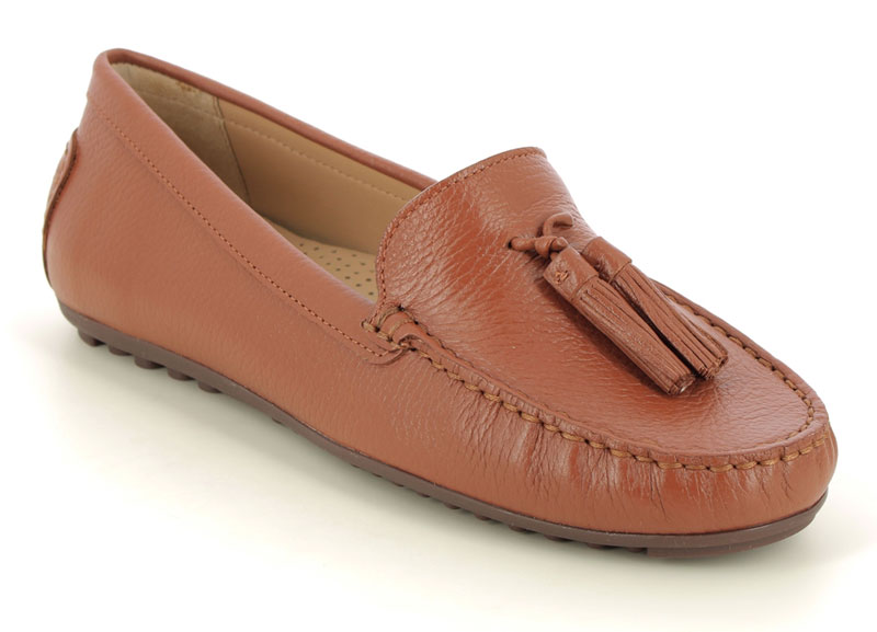 Women's tan leather loafers for sweaty feet