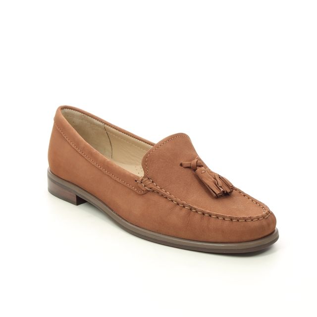 Begg Exclusive Donelta Tan nubuck Womens loafers 16555-13