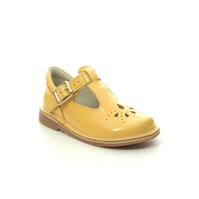 Clarks Comet Weave T Yellow Patent Kids first shoes 4898-76F