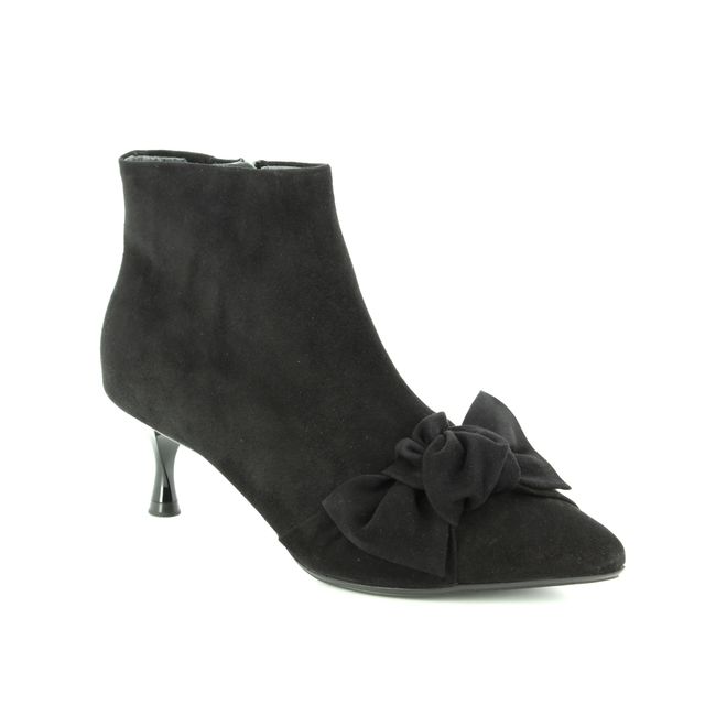 Peter Kaiser Qence Black Suede Womens ankle boots 09229-240