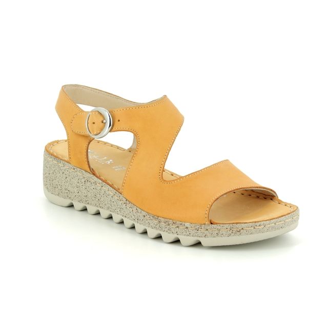 Walk in the City Comfortable Sandals - Yellow - 9371/36170 TRAMBA WIDE FIT