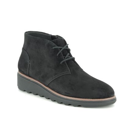 Womens Clarks Ankle boots SALE NOW ON 