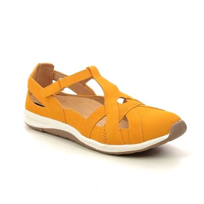 Earth Spirit Closed Toe Sandals - Yellow Suede - 41017/ PAIGE