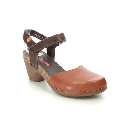 Jungla Closed Toe Sandals - Tan Leather  - 746311 POPTO