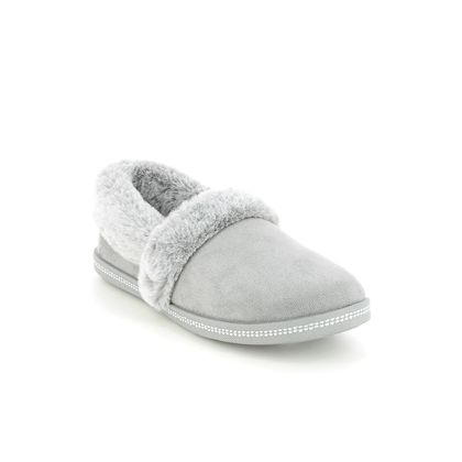 skechers slippers size 5
