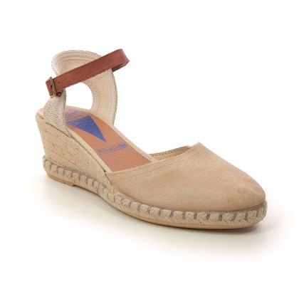 Closed Toe Sandals for Women - Sandals That Cover Your Toes