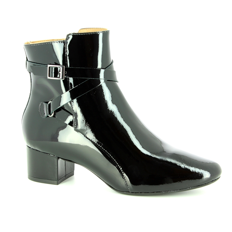 Begg Shoes Eclipsed 11204-40 Black patent ankle boots