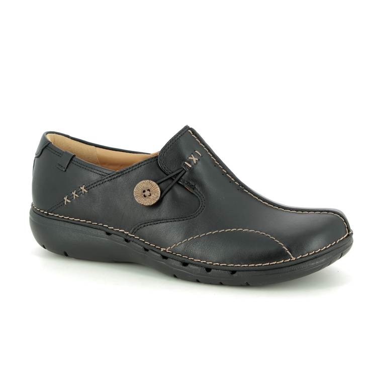 Clarks Un Loop Black comfort shoes