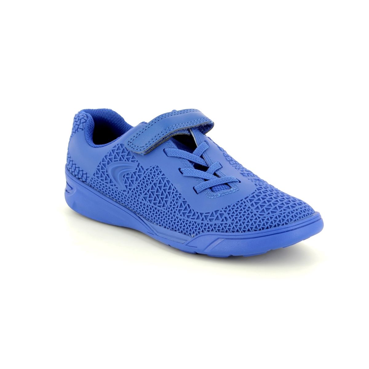 clarks trainers for boys