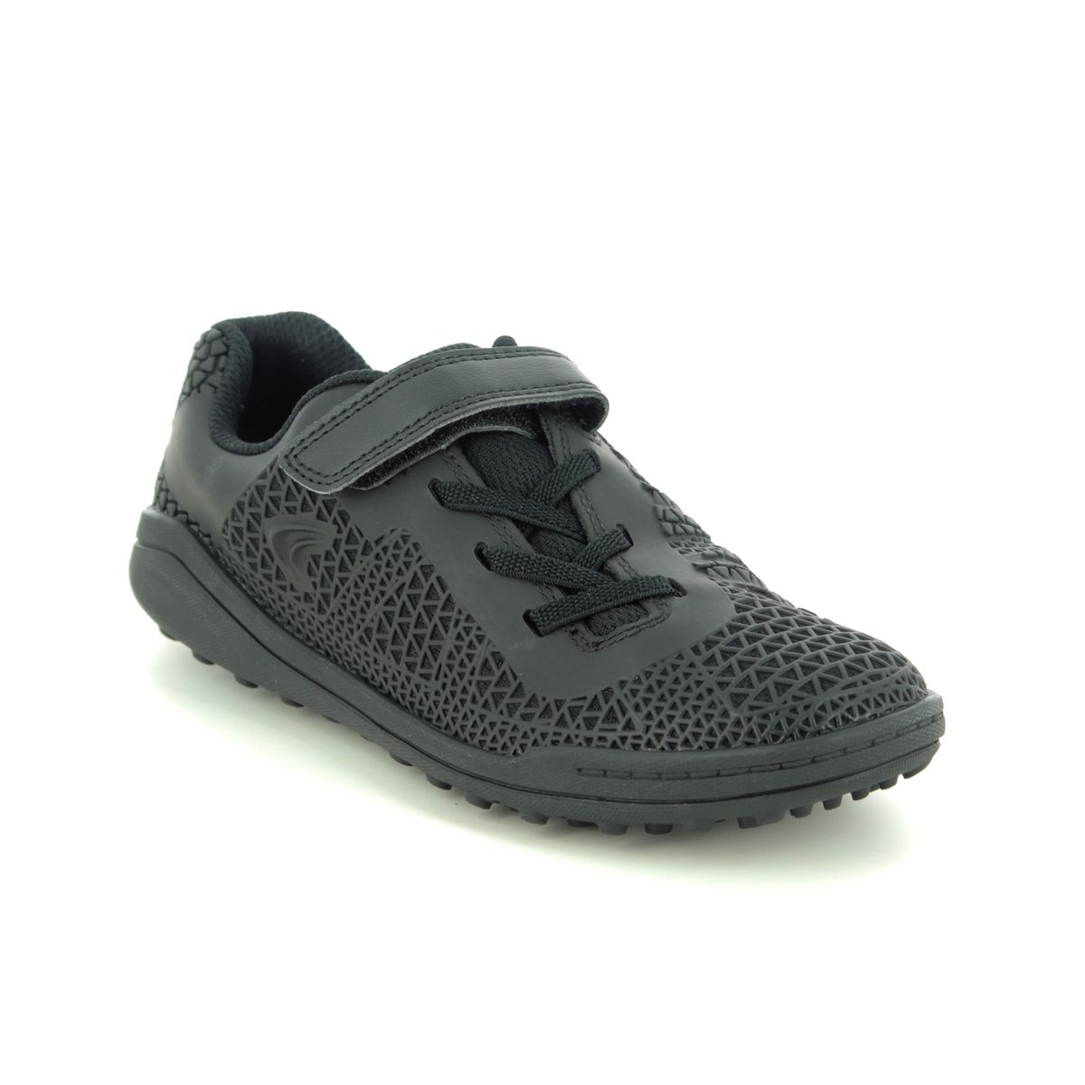 clarks trainers for boys