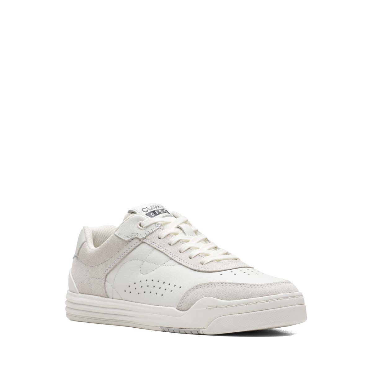 Clarks Cica 2.0 O White Leather Kids Boys Trainers 726347G In Size 4.5 In Plain White Leather G Width Fitting For kids