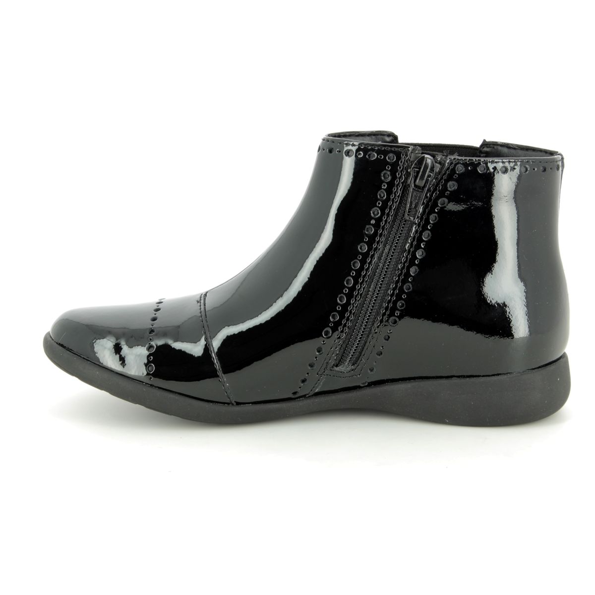 Clarks Etch Form K F Fit Black patent boots
