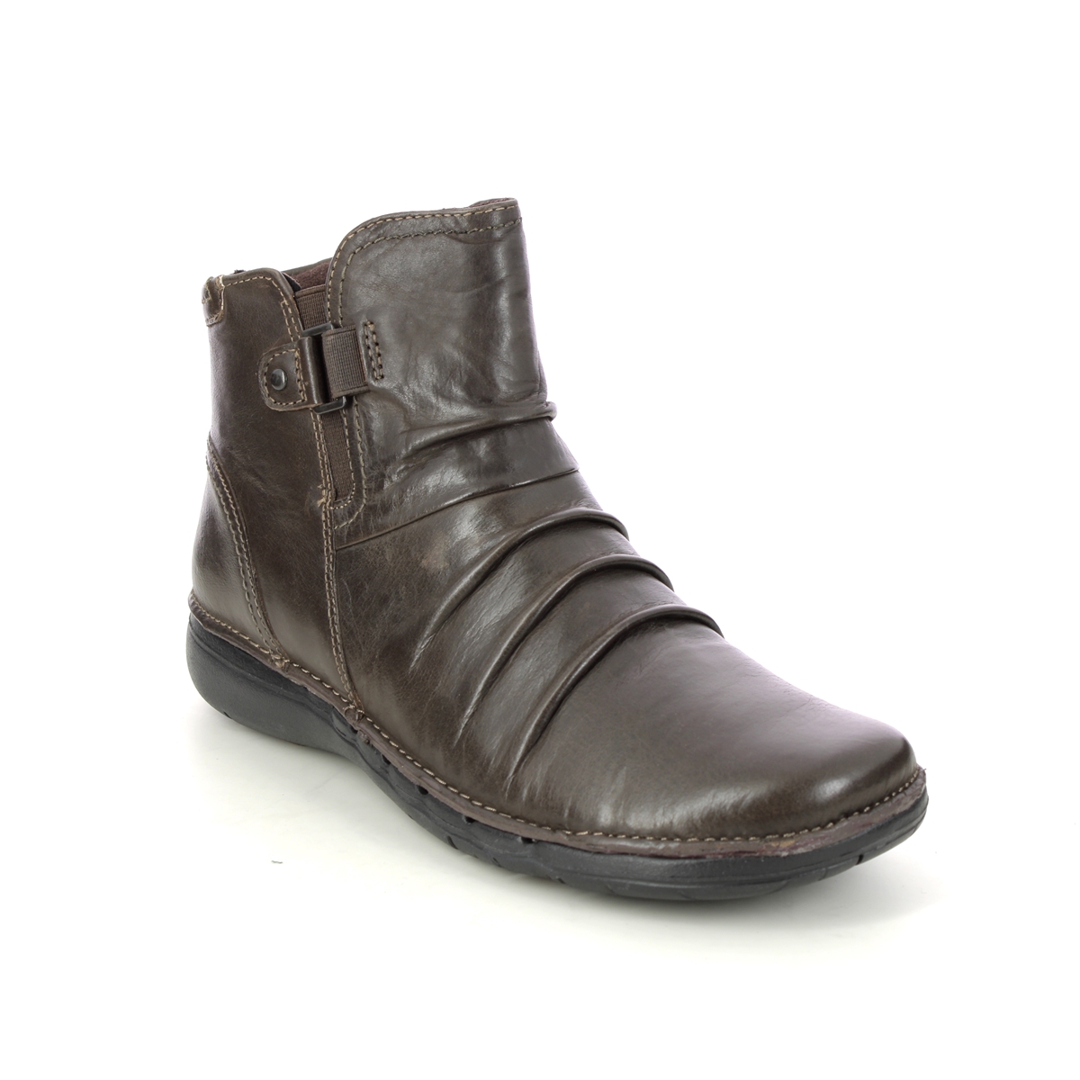 Clarks Un Loop Top Brown Leather Womens Ankle Boots 686624D In Size 5.5 In Plain Brown Leather