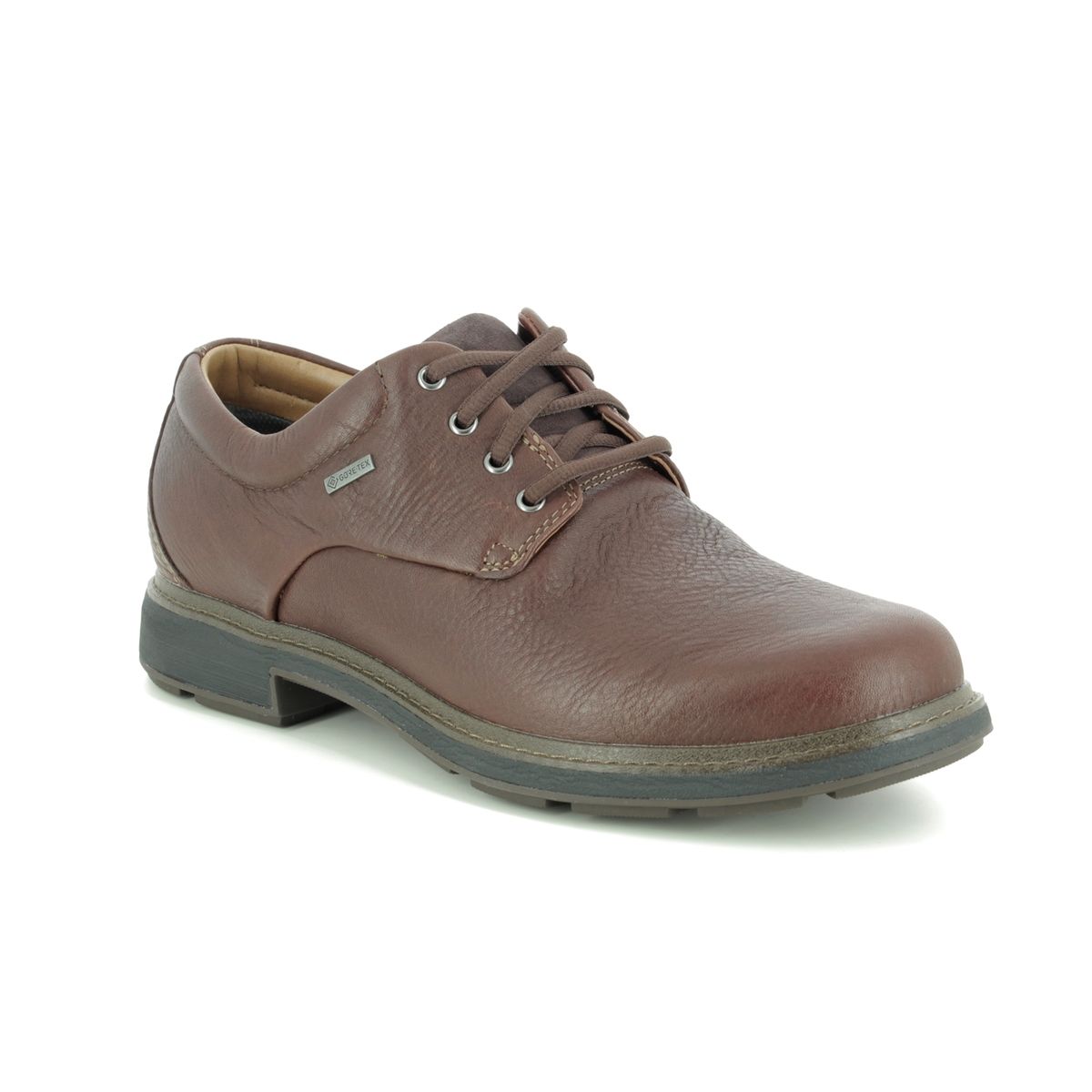 clarks gtx shoes off 73% - online-sms.in