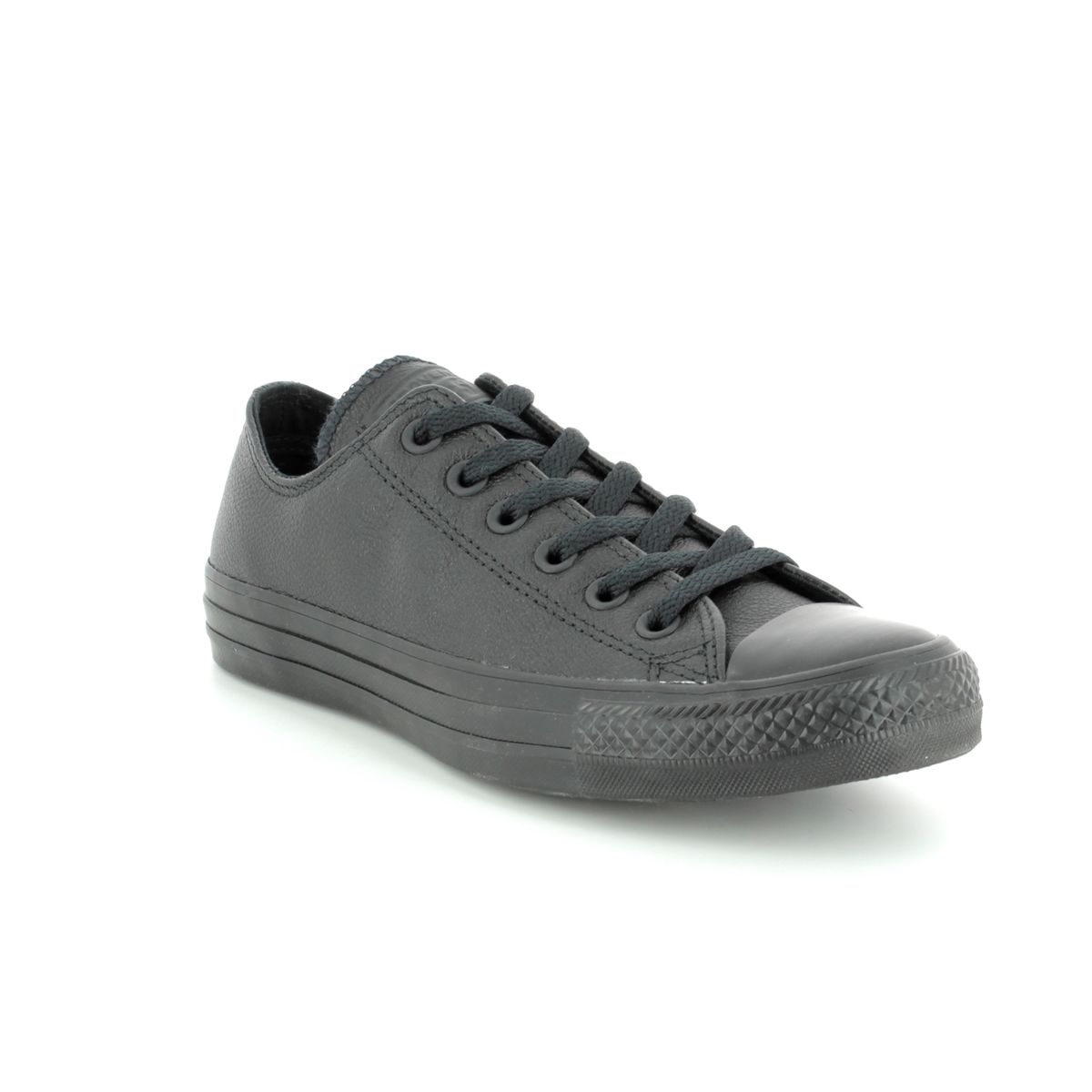 Converse Allstar Ox Black Mens trainers 135253C-001 in a Plain Leather in Size 9