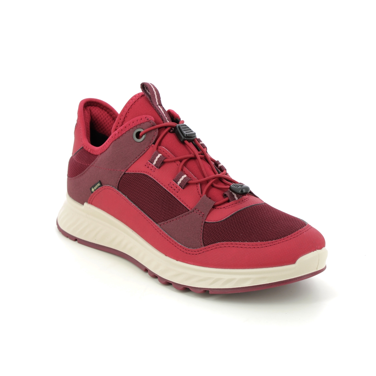 ECCO Exostride Gore Dark Red Womens Walking Shoes 835333-60405 in a Plain Textile in Size 37