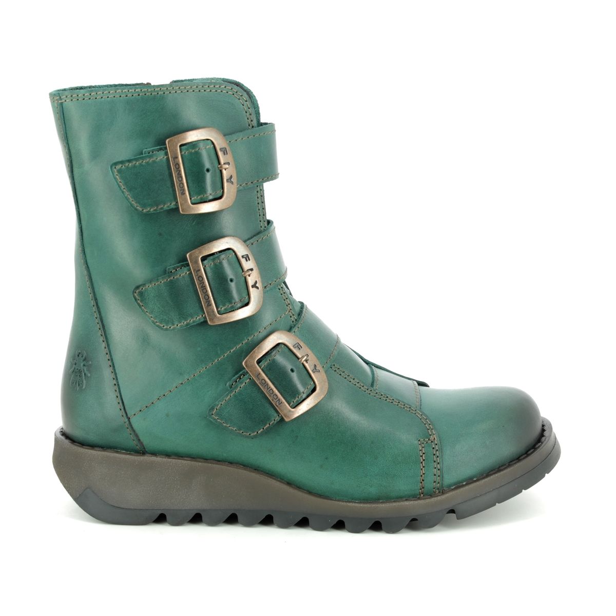 fly boots green