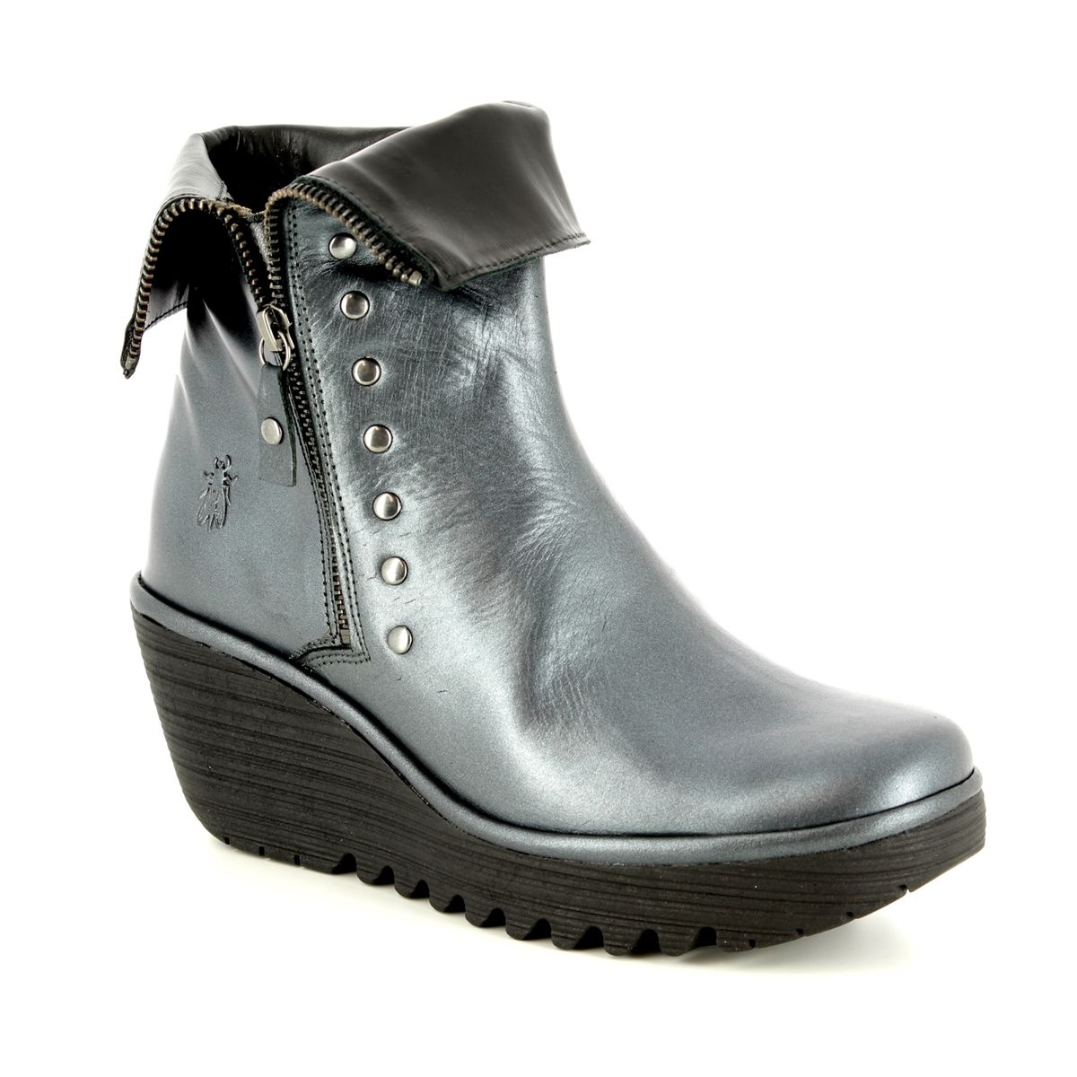 Fly London Yemi P500902-007 Silver ankle boots