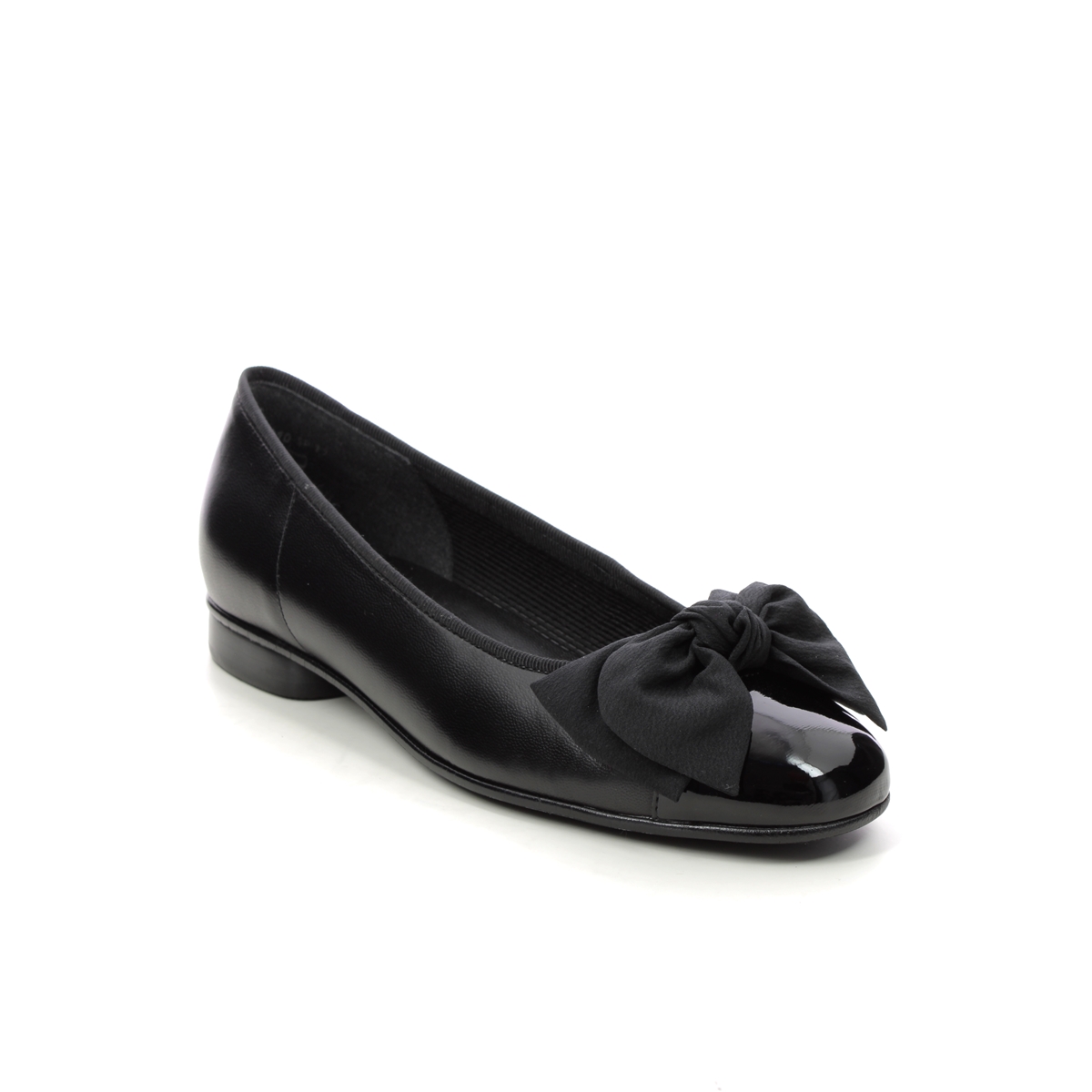 Gabor Amy Black leather Womens pumps 05.106.37