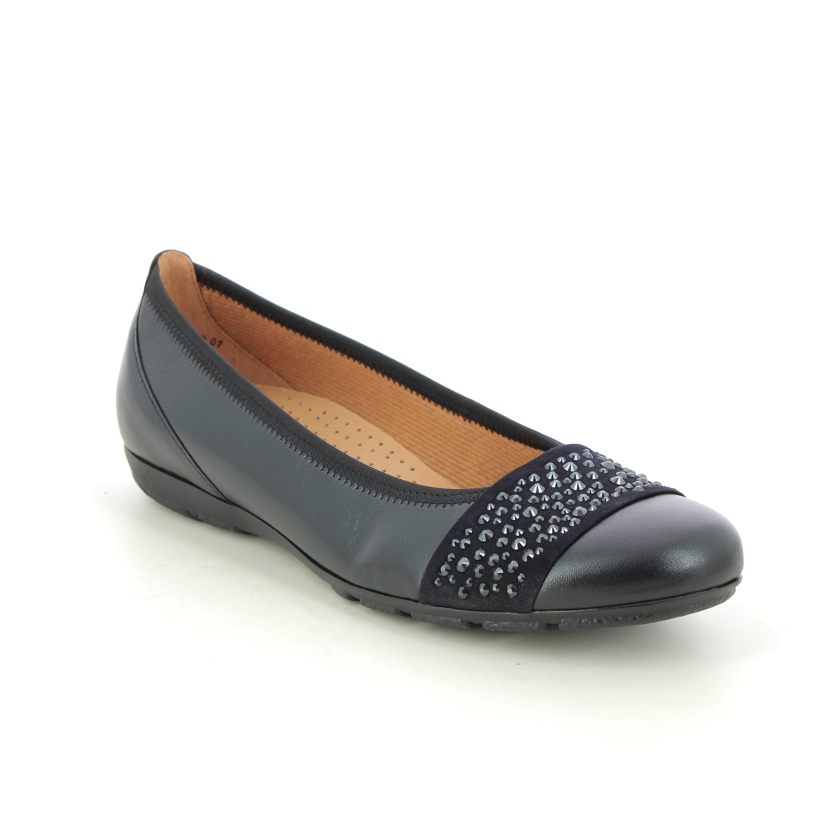 Gabor Rae Hovercraft Navy Leather Womens pumps 24.167.26 in a Plain Leather in Size 3.5