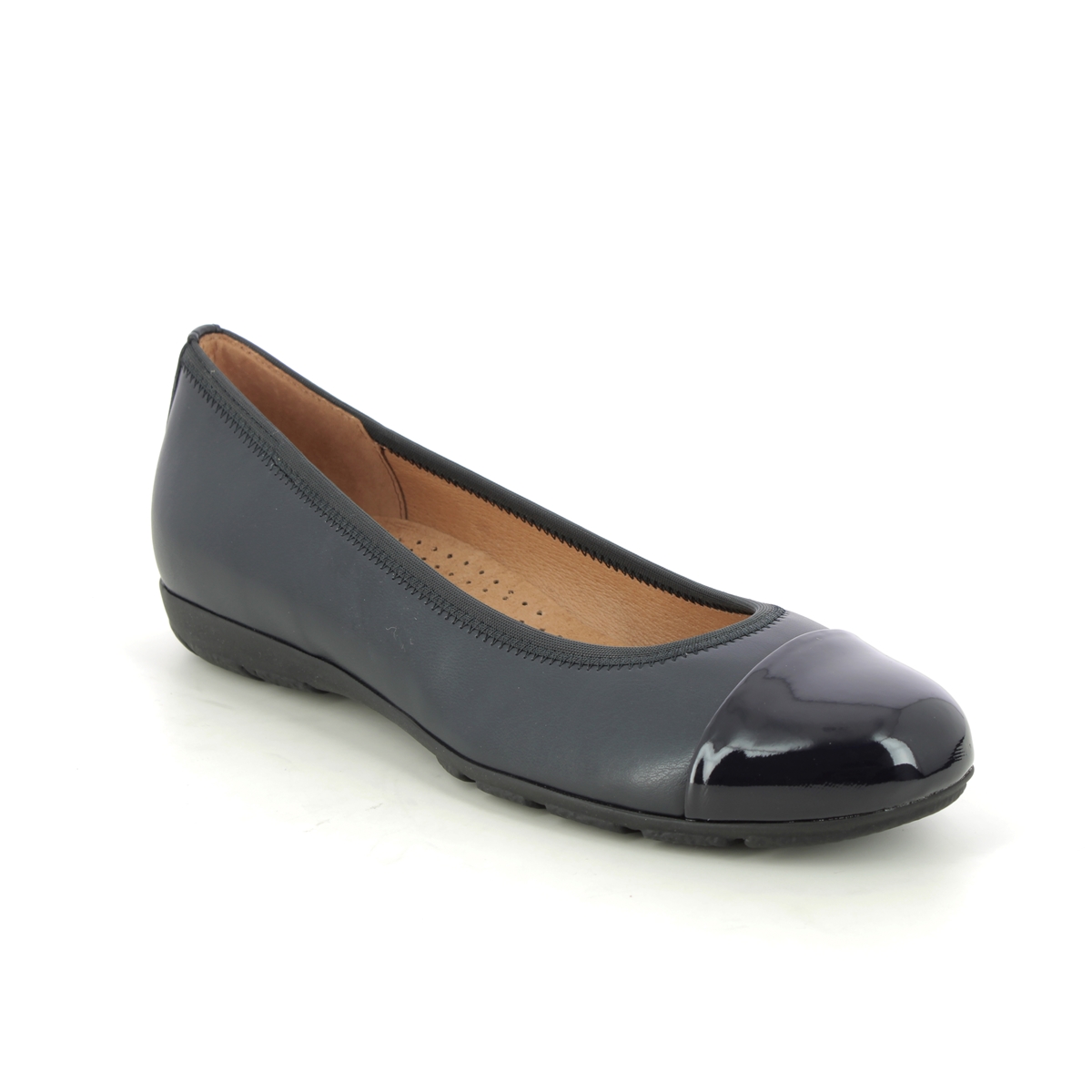 Gabor Raspa Navy Womens pumps 24.161.56 in a Plain Leather in Size 6.5