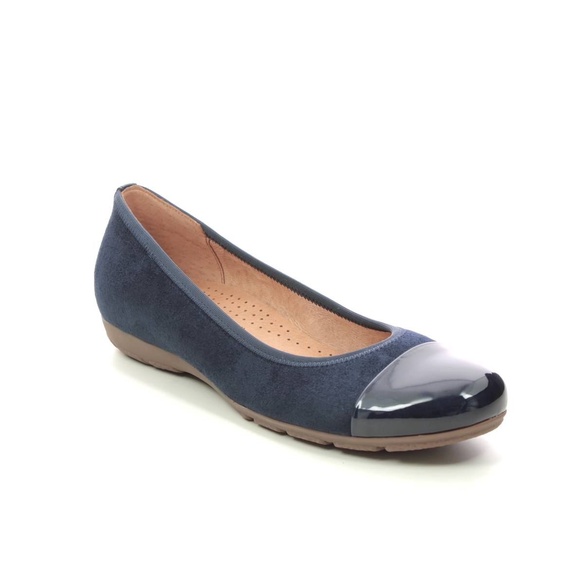 Gabor Raspa Navy Patent Nubuck Womens pumps 94.161.46 in a Plain Leather and Man-made in Size 7.5